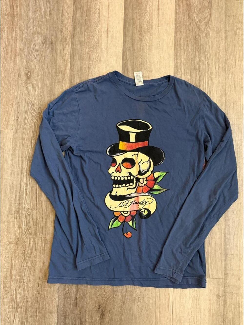 Y2k Ed Hardy long sleeve shirt with Skull sz L